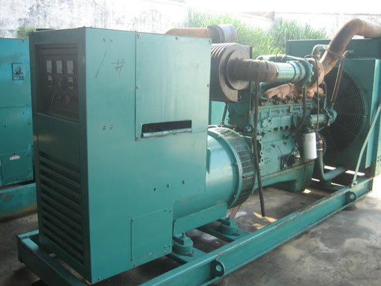 泉山租赁发电机- 发电机碳刷磨损的原因是什么