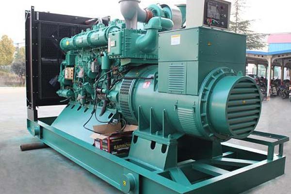 泉山工厂发电机应急发电中如何优化燃油储备管理？