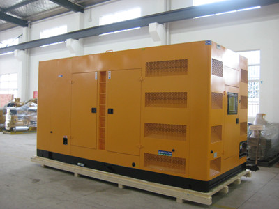 泉山不同类型的发电机组在冬季保养时的注意事项有何差异？