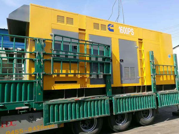 泉山测量水冷式机油散热器密封件尺寸时的注意事项有哪些？