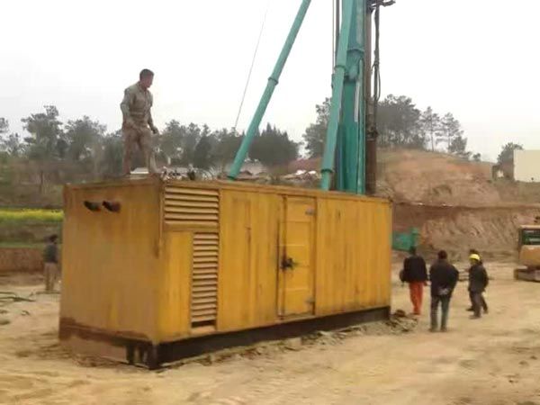 泉山如何判断水冷式机油散热器密封件是否需要更换？